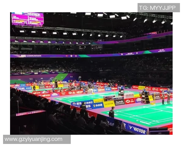 成都羽毛球队在联合会杯中的拼搏历程与荣耀时刻回顾 成都羽毛球队在联合会杯中的拼搏历程与荣耀时刻回顾