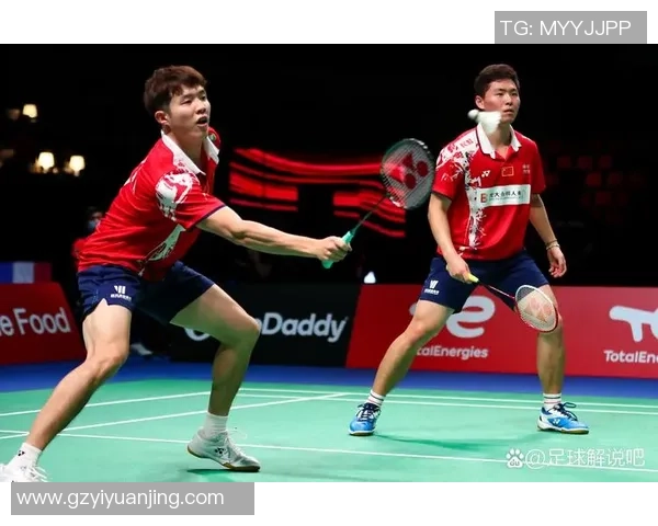 武汉羽毛球队在世锦赛中的灵活性展现与战术分析